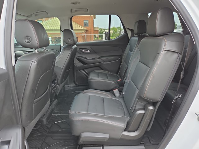 Used 2021 Chevrolet Traverse RS w/ LPO, Floor Liner Package FWD image 11