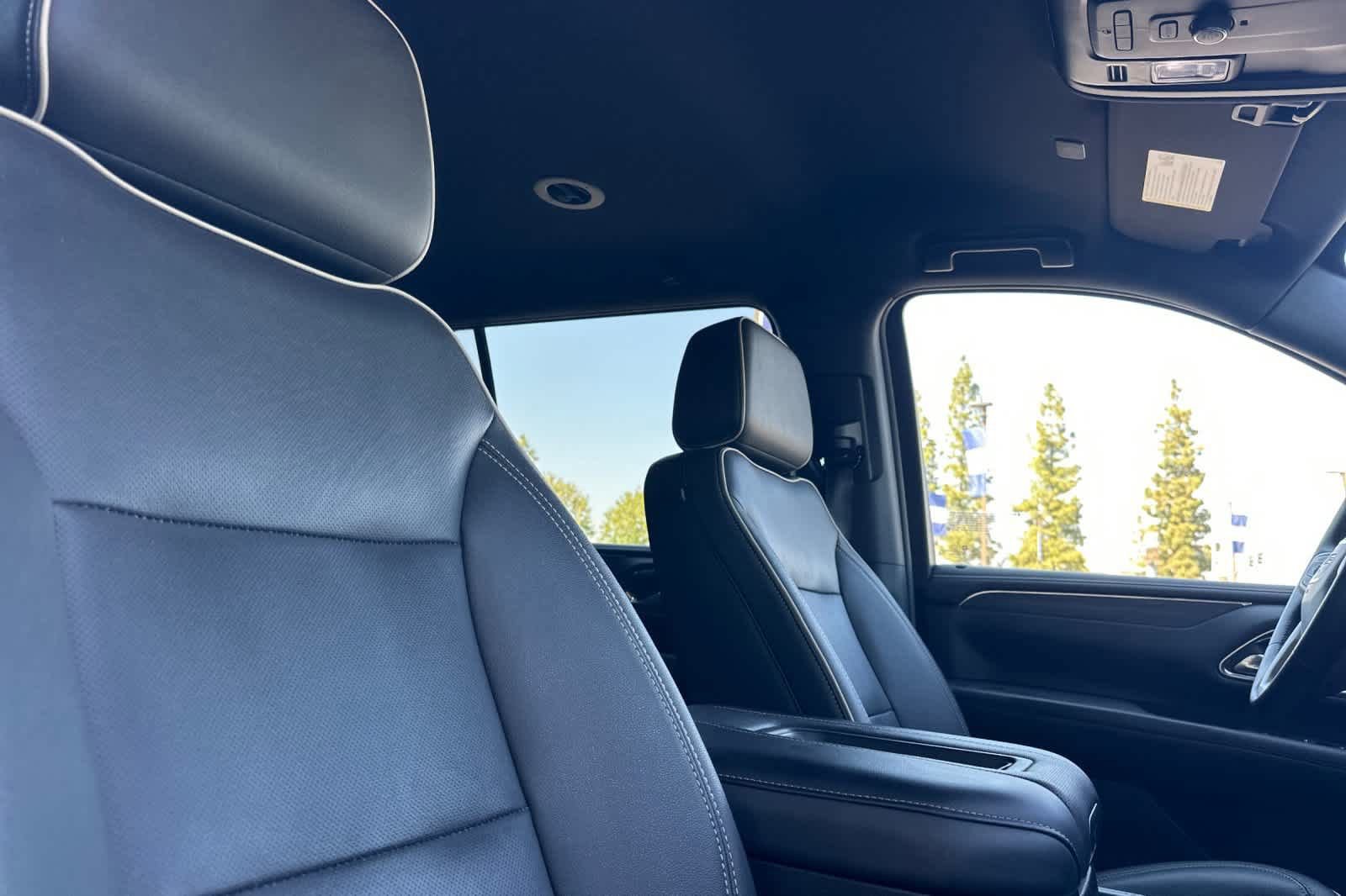 Used 2024 GMC Yukon XL SLT image 19