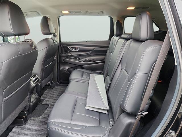 Used 2024 Subaru Ascent Limited AWD/4WD image 8