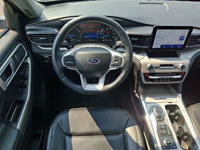 Certified 2023 Ford Explorer XLT w/ Equipment Group 202A AWD/4WD image 12