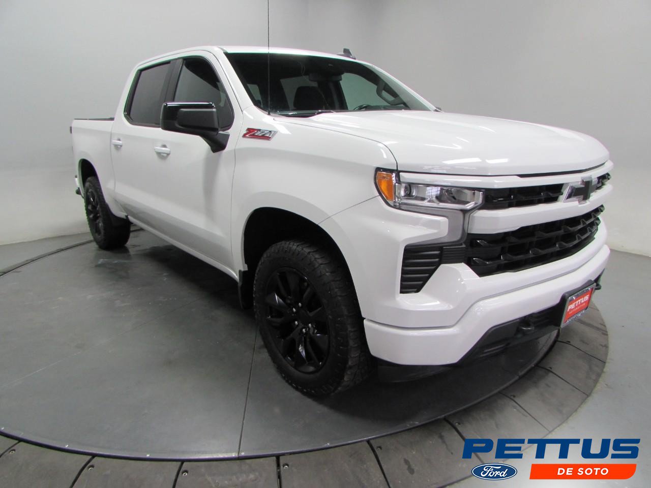Used 2023 Chevrolet Silverado 1500 RST AWD/4WD image 1