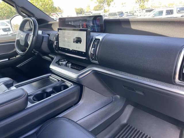 Certified 2025 Ford Expedition Tremor image 37