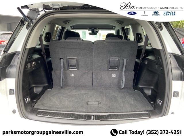 Used 2023 Jeep Grand Cherokee L Laredo image 14