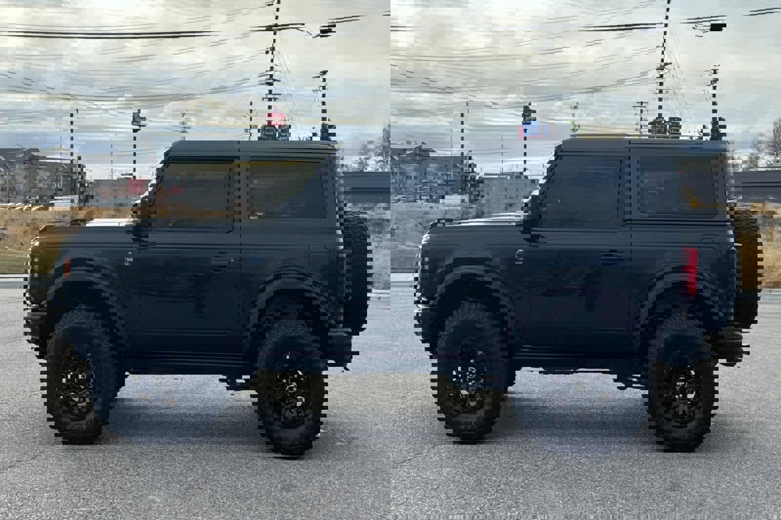 Certified 2022 Ford Bronco Black Diamond image 2