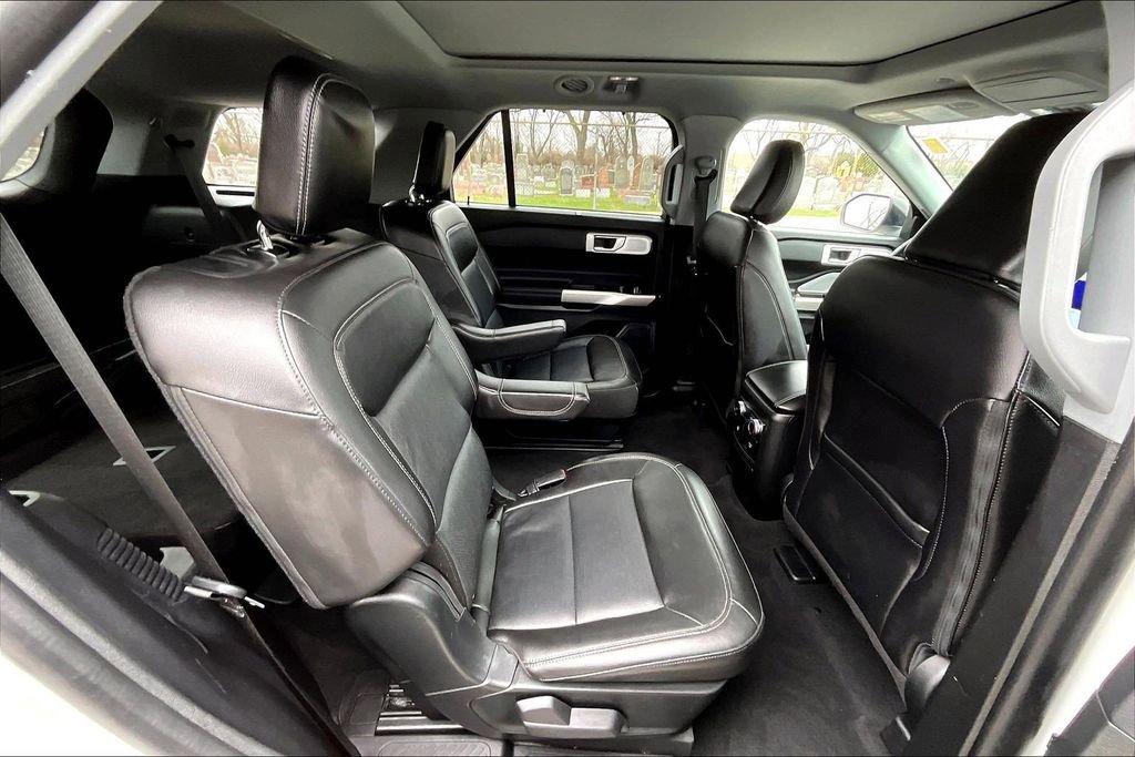Certified 2023 Ford Explorer Limited w/ Limited Technology Package image 26