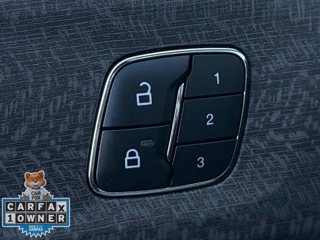 Certified 2025 Ford Explorer Platinum image 29