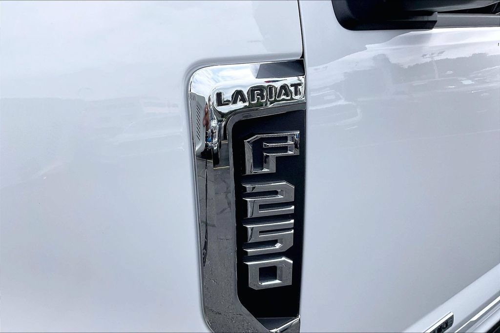 Certified 2021 Ford F250 Lariat w/ Lariat Value Package AWD/4WD image 7