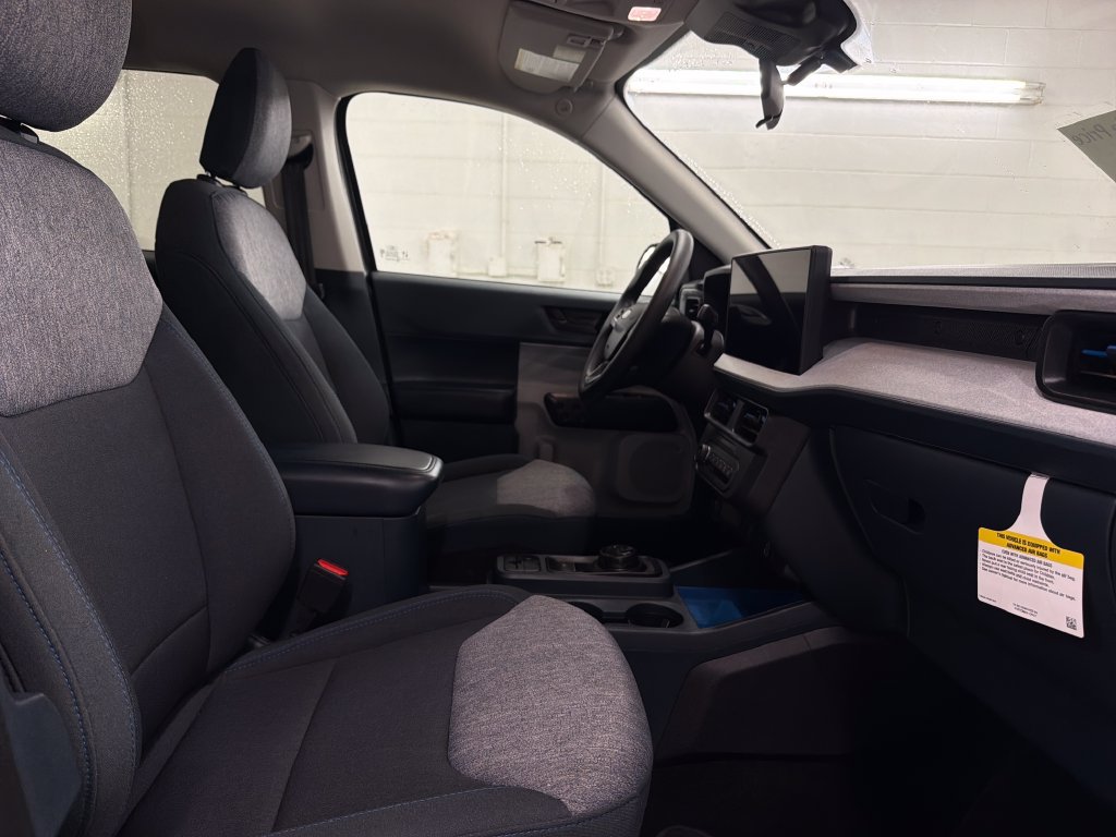 Certified 2025 Ford Maverick XLT FWD image 31
