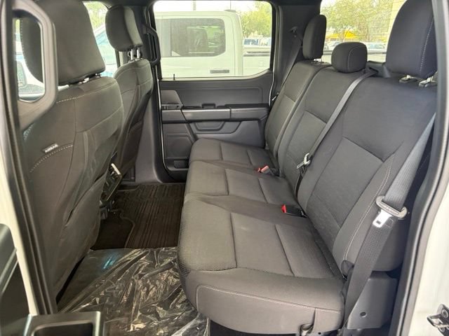 Certified 2024 Ford F150 XLT w/ XLT Black Appearance Package AWD/4WD image 15