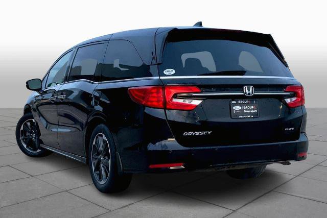 Used 2023 Honda Odyssey Elite image 2
