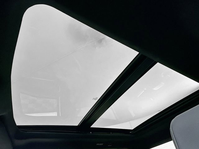 Certified 2024 Ford F150 Lightning Lariat image 16