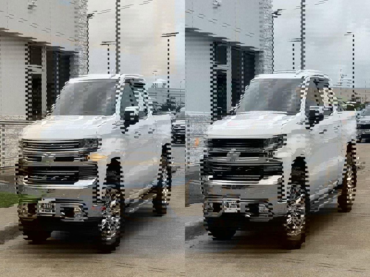 Used 2020 Chevrolet Silverado 1500 LTZ w/ LTZ Premium Package image 2