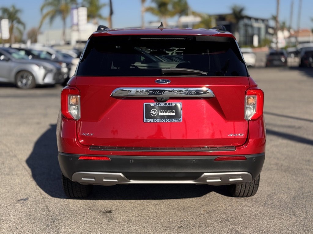 Certified 2022 Ford Explorer XLT w/ Equipment Group 202A image 11