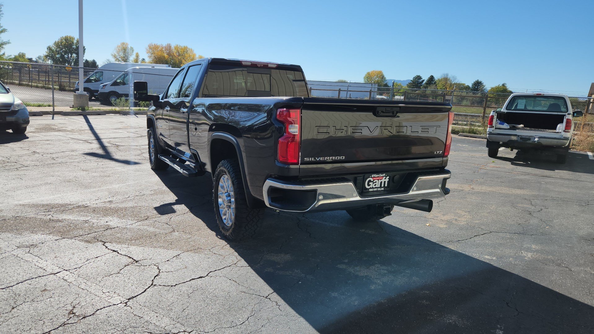 Used 2024 Chevrolet Silverado 2500 LTZ w/ LTZ Convenience Package AWD/4WD image 8