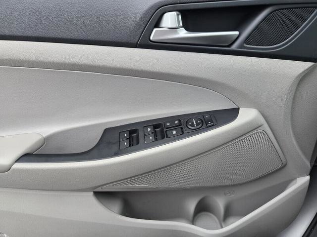 Used 2021 Hyundai Tucson SEL w/ Cargo Package image 31