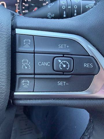 Used 2025 Jeep Compass Limited AWD/4WD image 24