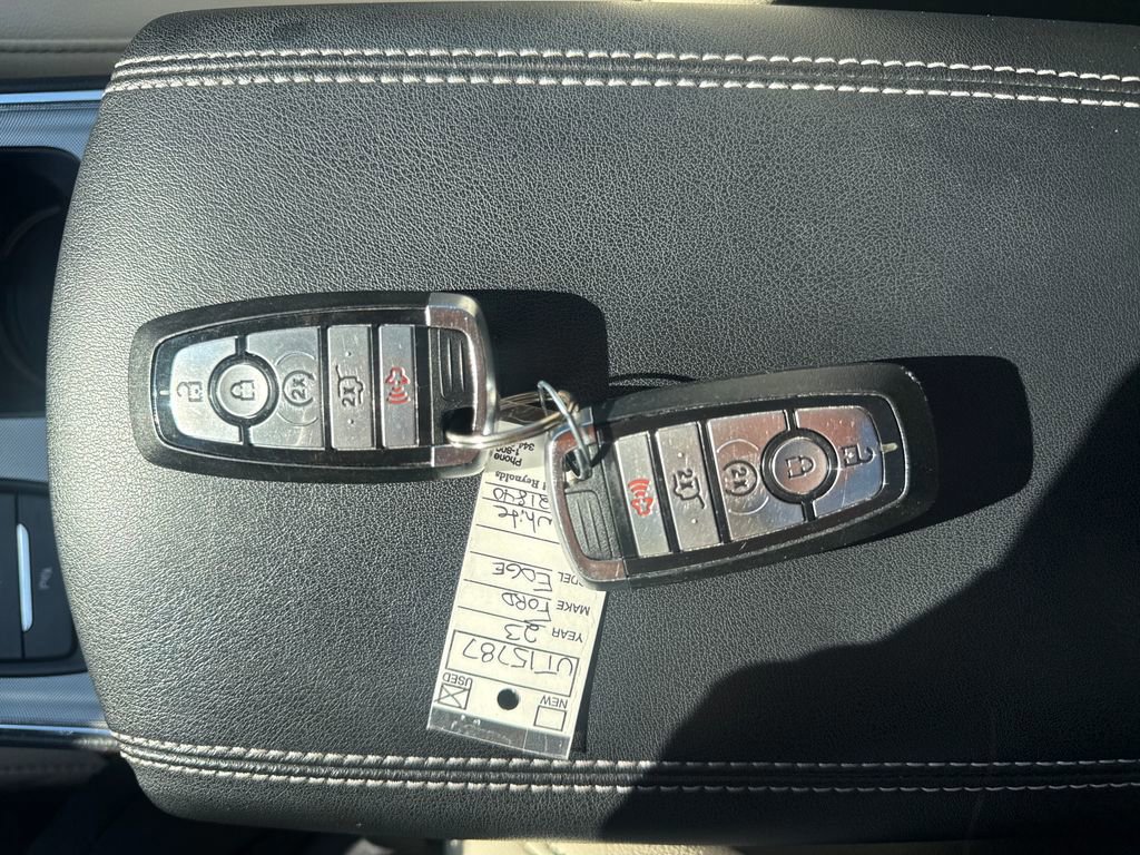 Certified 2023 Ford Edge Titanium image 34