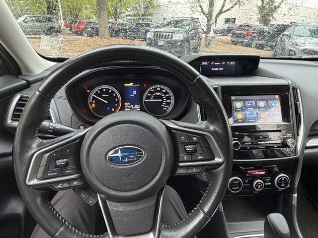 Used 2019 Subaru Forester Premium AWD/4WD image 17