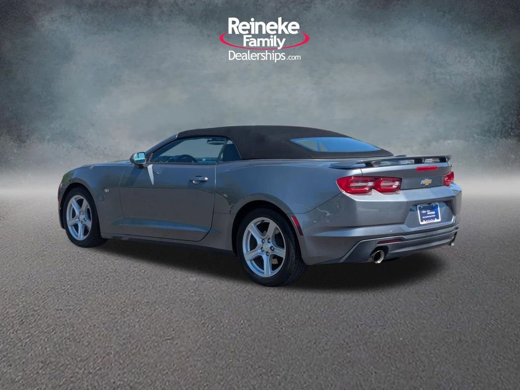 Used 2020 Chevrolet Camaro LT RWD image 7