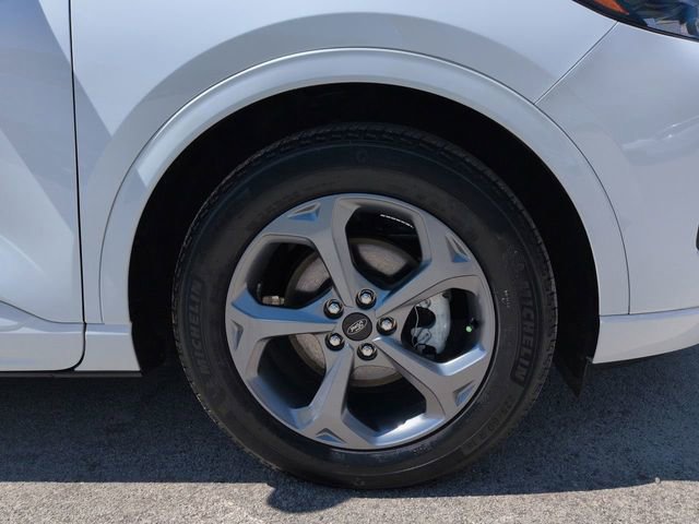 Certified 2023 Ford Escape ST-Line w/ Equipment Group 301A FWD image 12