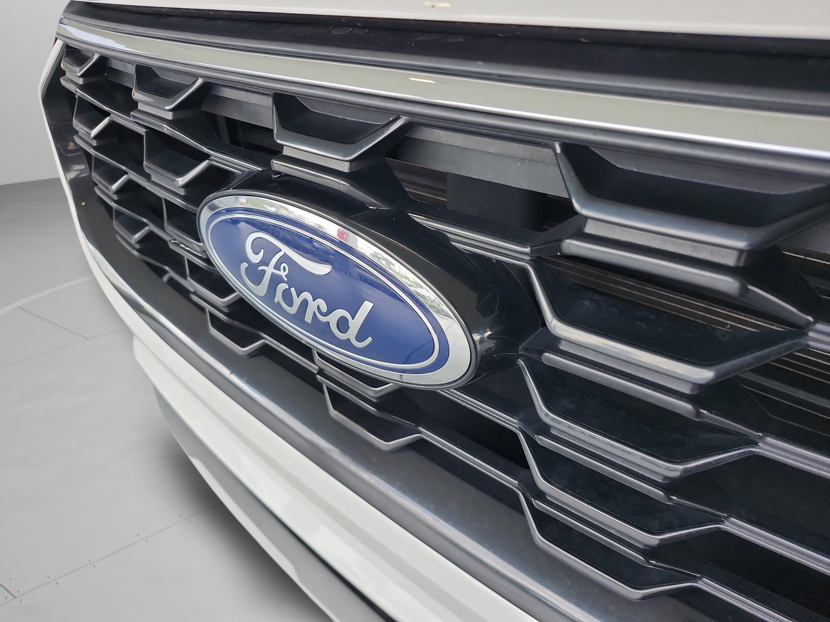 Certified 2023 Ford Escape ST-Line FWD image 30