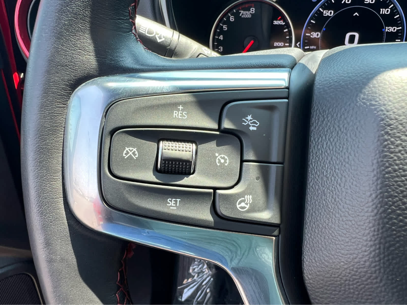 Used 2022 Chevrolet Blazer RS AWD/4WD image 32