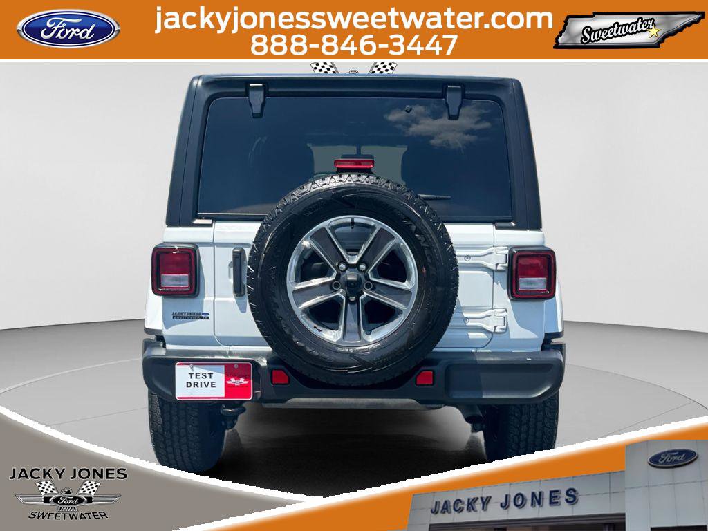 Used 2021 Jeep Wrangler Unlimited Sahara AWD/4WD image 4