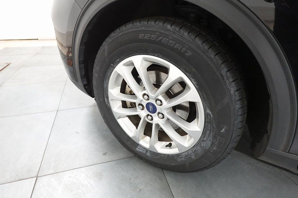 Certified 2021 Ford Escape SE w/ Cold Weather Package image 28