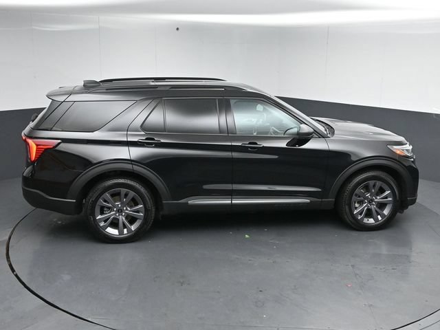 Certified 2025 Ford Explorer Active w/ Active Comfort Package AWD/4WD image 53