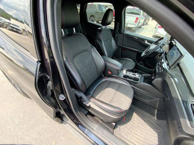 Certified 2023 Ford Escape ST-Line Select w/ Tech Pack #1 AWD/4WD image 24