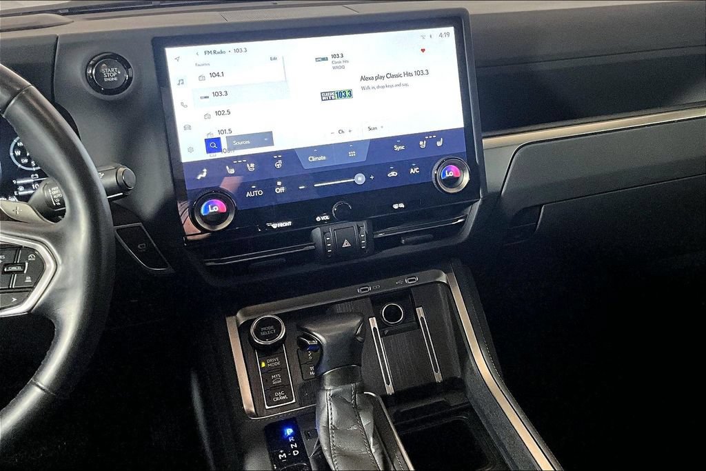 Used 2024 Lexus GX 550 AWD/4WD image 5