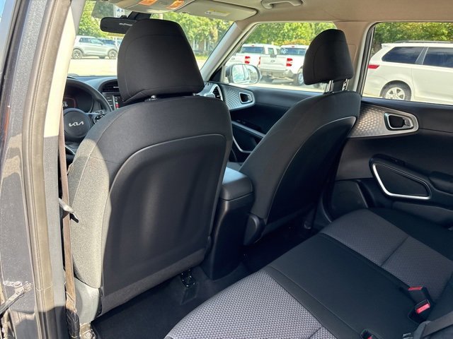 Used 2023 Kia Soul LX w/ LX Technology Package image 20