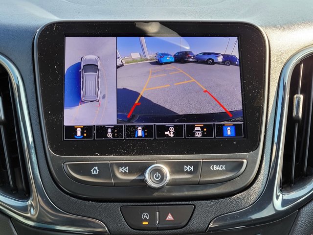 Used 2023 Chevrolet Equinox RS image 19