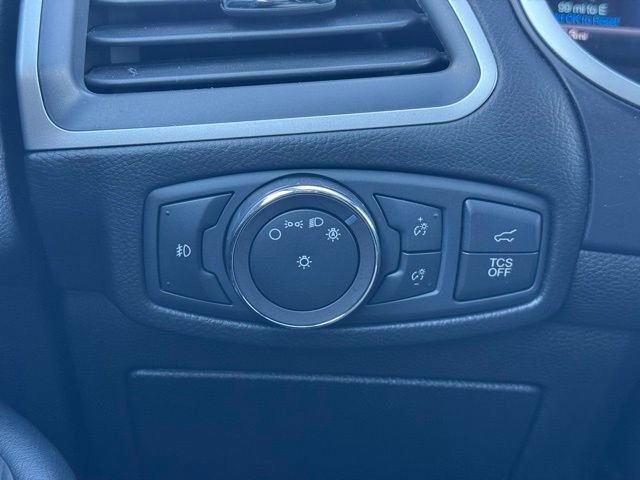 Certified 2019 Ford Edge SEL w/ Equipment Group 201A image 33