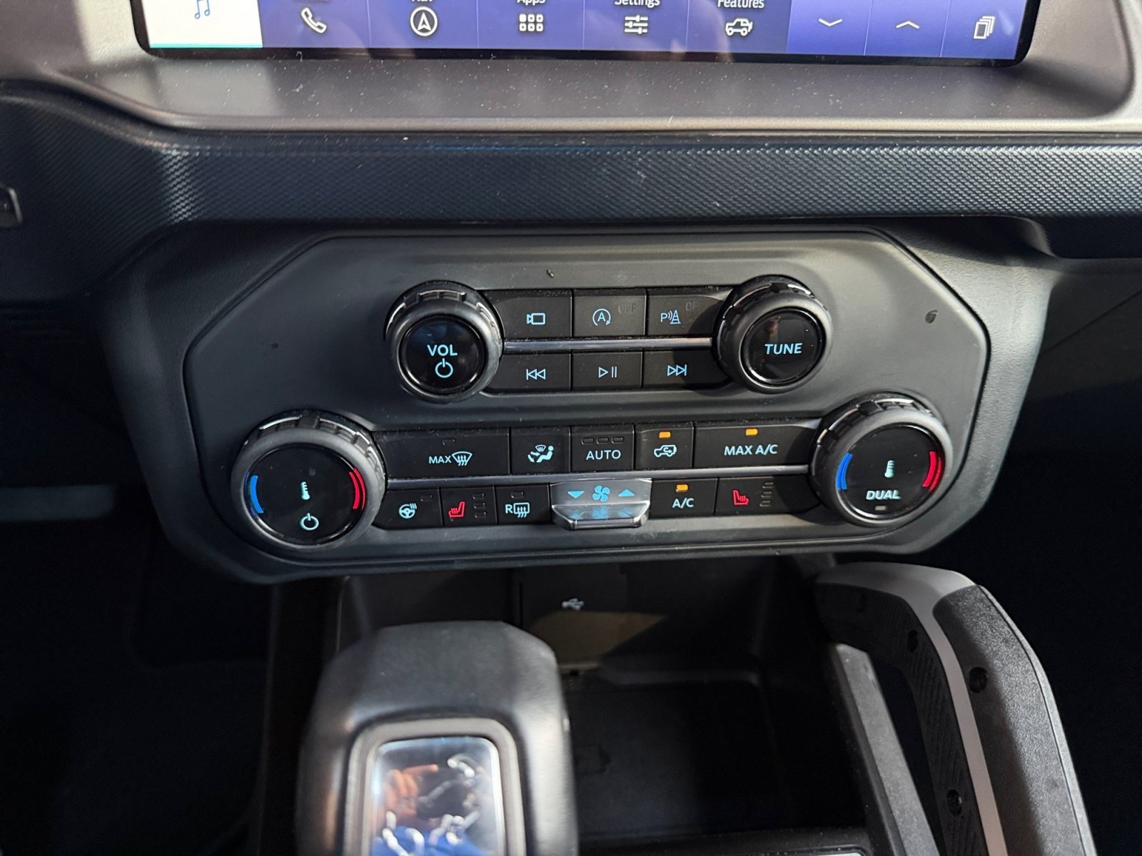 Certified 2022 Ford Bronco Outer Banks AWD/4WD image 24