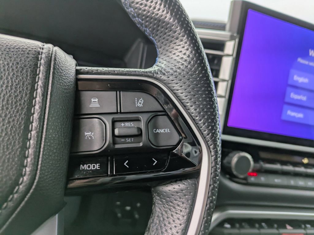 Used 2022 Toyota Tundra Platinum image 32