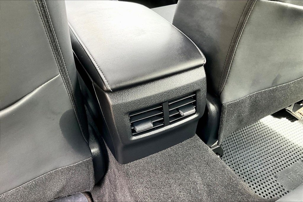 Used 2023 Lexus IS 300 w/ Comfort Package RWD image 12