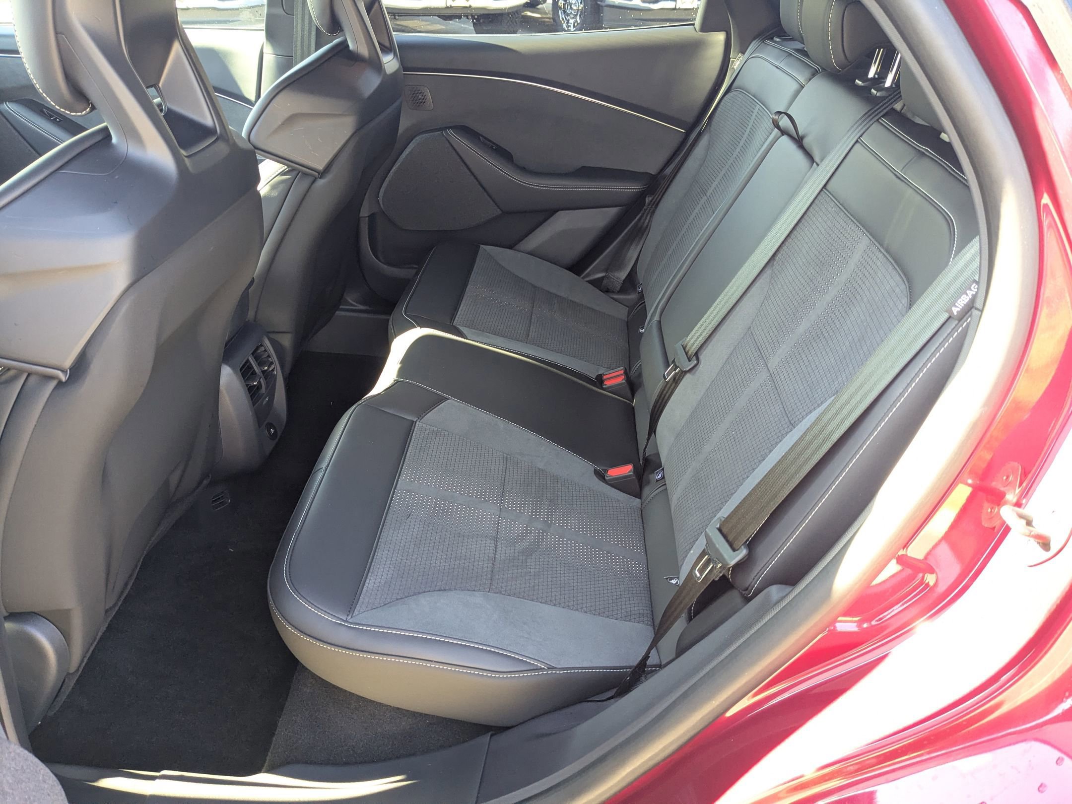 Certified 2025 Ford Mustang Mach-E GT image 32