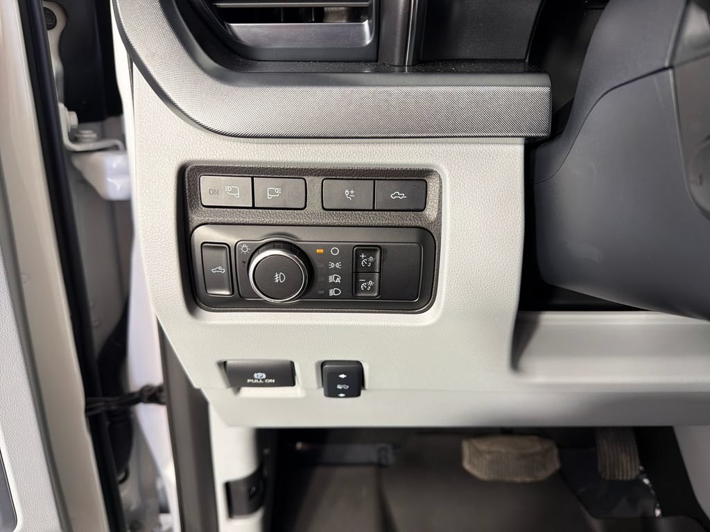 Certified 2024 Ford F250 Limited w/ FX4 Off-Road Package AWD/4WD image 16