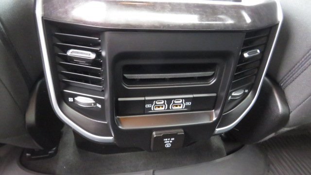Used 2022 RAM 1500 Big Horn image 16