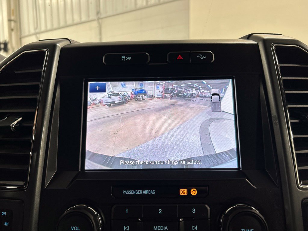 Certified 2021 Ford F250 XLT w/ XLT Premium Package AWD/4WD image 20