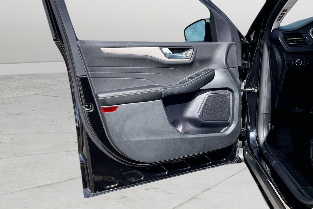 Certified 2022 Ford Escape SEL FWD image 19