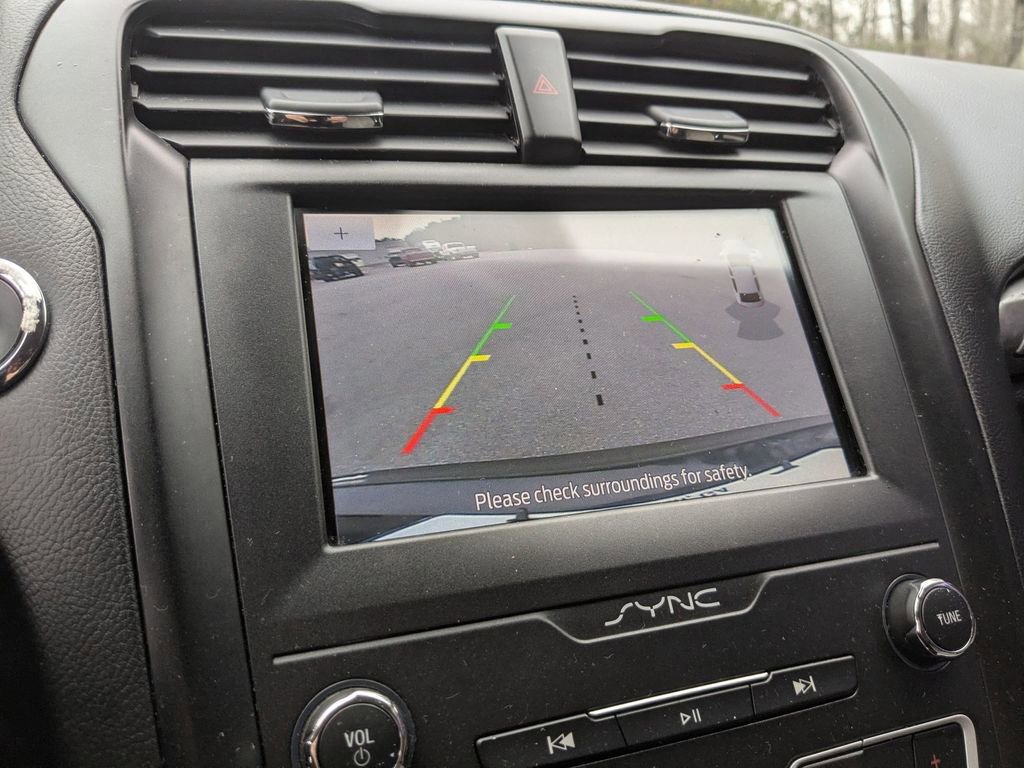 Certified 2019 Ford Fusion SE w/ Equipment Group 151A image 23