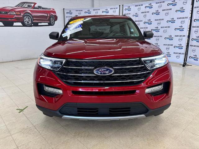Certified 2023 Ford Explorer XLT w/ Equipment Group 202A AWD/4WD image 2