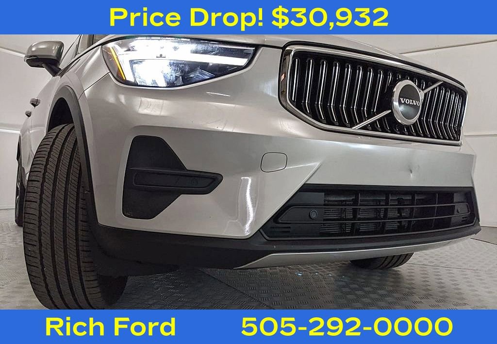 Used 2024 Volvo XC40 B5 Core AWD/4WD image 21