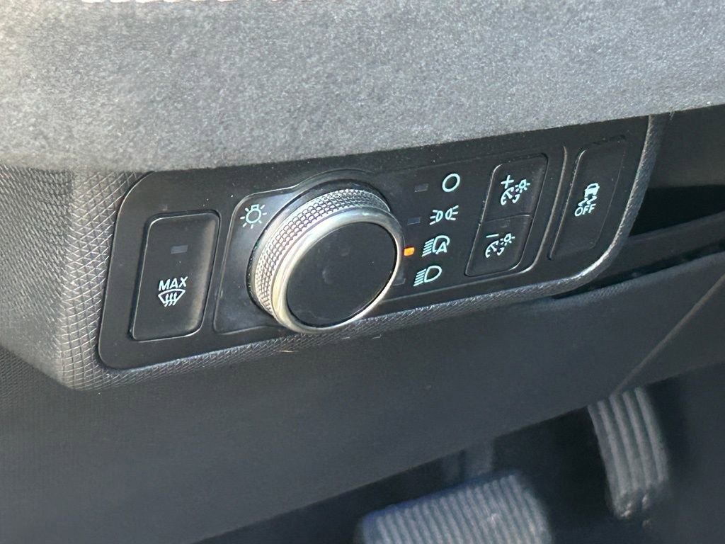 Certified 2021 Ford Mustang Mach-E GT w/ GT Performance Edition image 32