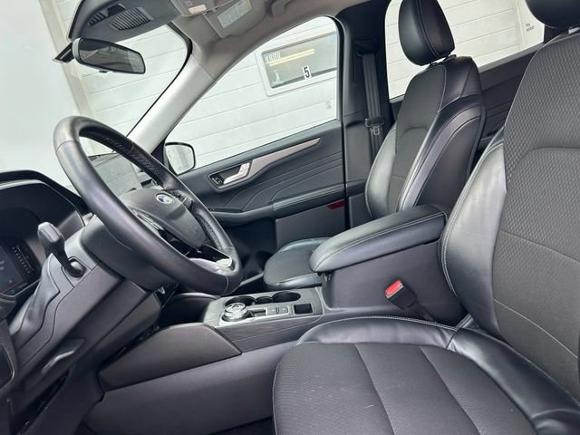 Certified 2023 Ford Escape SE FWD image 8