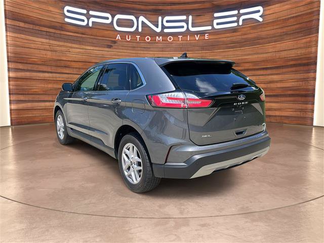 Certified 2024 Ford Edge SEL w/ Convenience Package AWD/4WD image 3