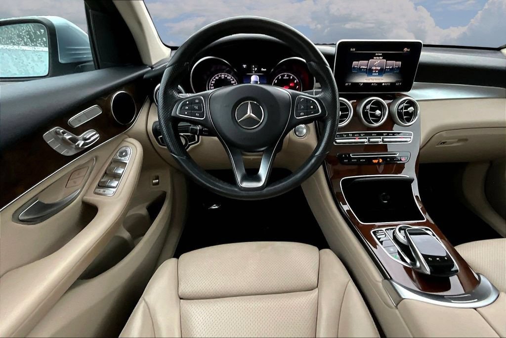 Used 2018 Mercedes-Benz GLC 300 4MATIC image 10