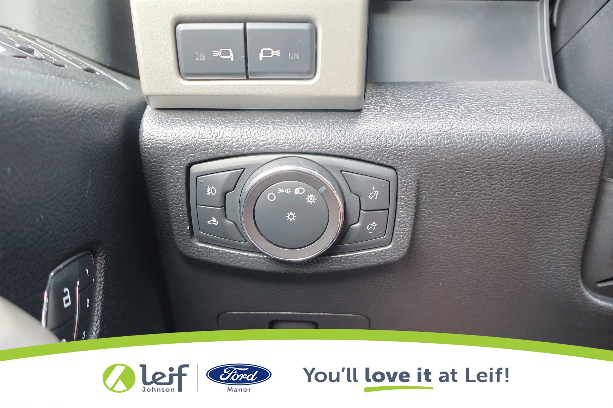 Certified 2019 Ford F250 Lariat w/ Lariat Value Package image 18